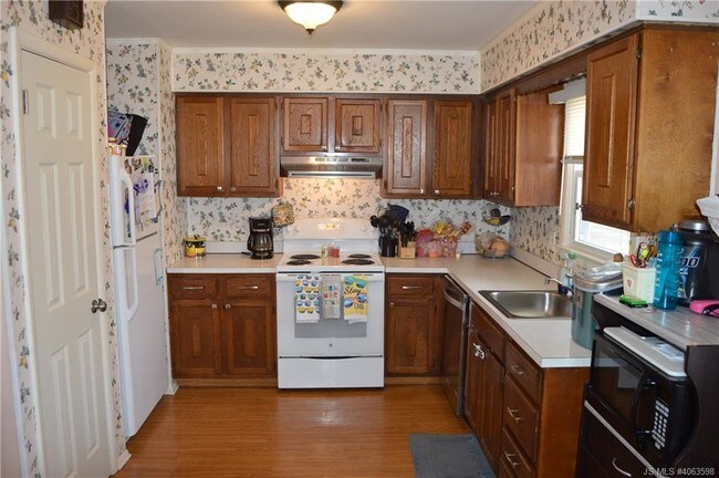 Foto del edificio - 194 Beverly Dr