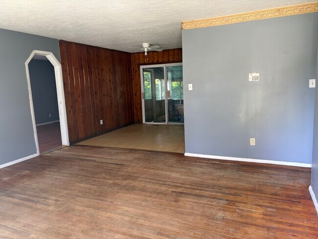 Building Photo - 6705 Baldoon Dr