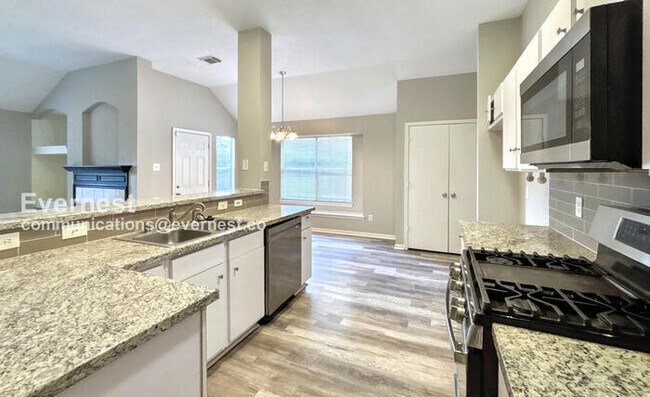 Foto del edificio - 9926 Goldenglade Dr