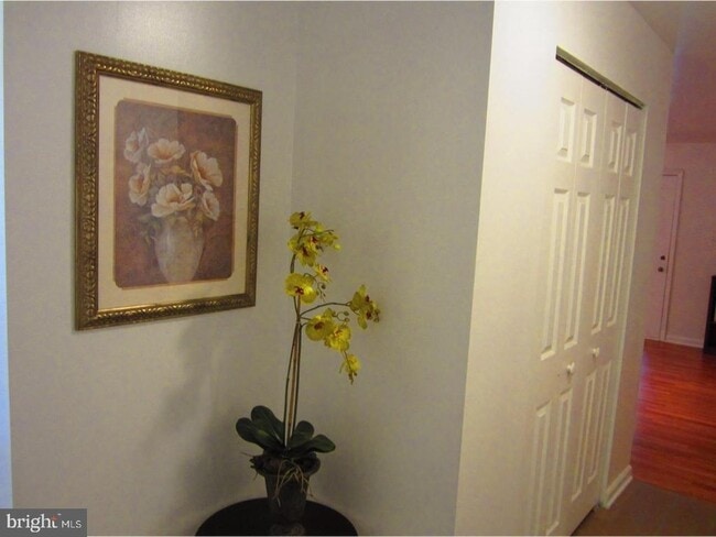 Foto del edificio - 296 Tavistock Rd