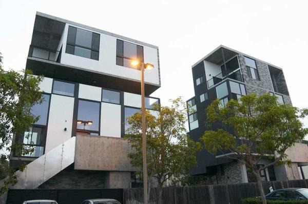 Foto del edificio - 4017-4021 1st Ave