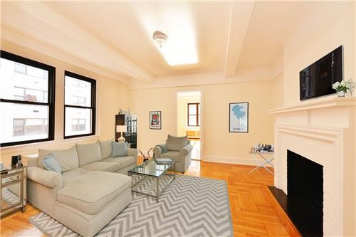 Foto del edificio - 197 E 75th St