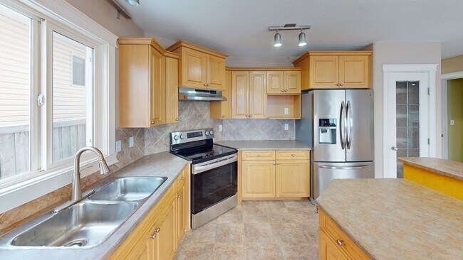 Photo du bâtiment - 9301 Lakeland Dr