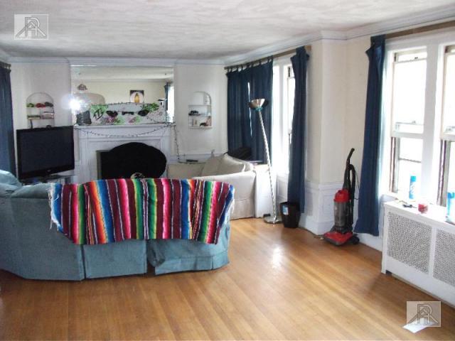 5 bedroom in Newton MA 02467 - 5 bedroom in Newton MA 02467