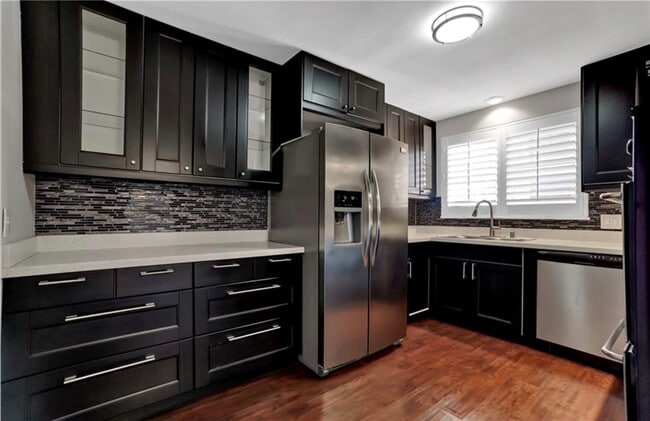 Foto del edificio - 1635 E Ocean Blvd