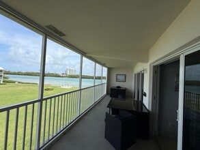 Building Photo - 100 Waterway Rd