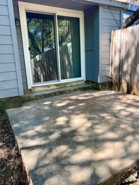 Foto del edificio - 1402 Summer Creek Dr