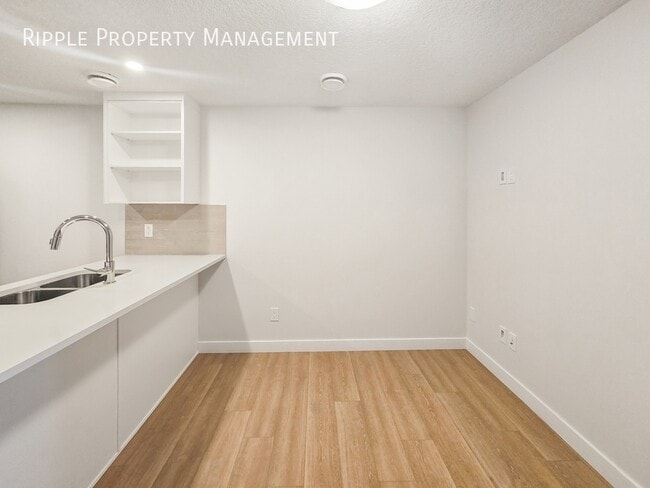 Building Photo - BRAND NEW 2 BEDS, 1 BATH BASEMENT SUITE | MODERN FINISHES IN SILVERTON