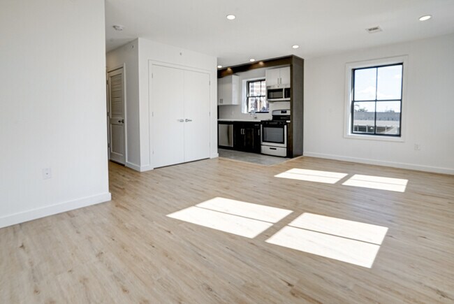Building Photo - 40 Mulberry St