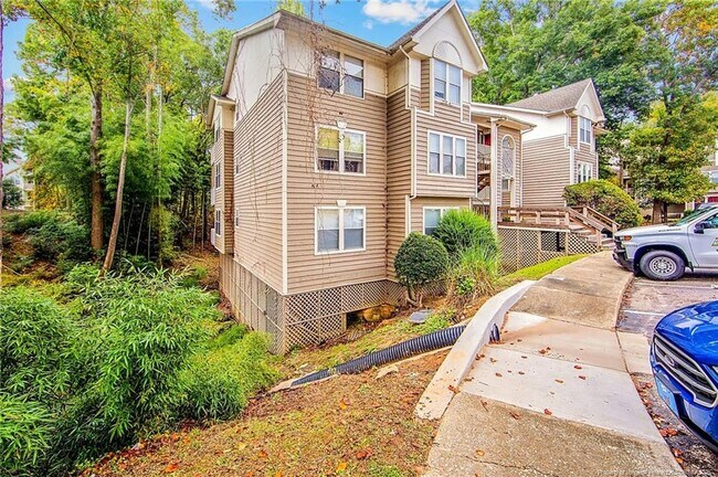 Foto del edificio - 6760 Willowbrook Dr