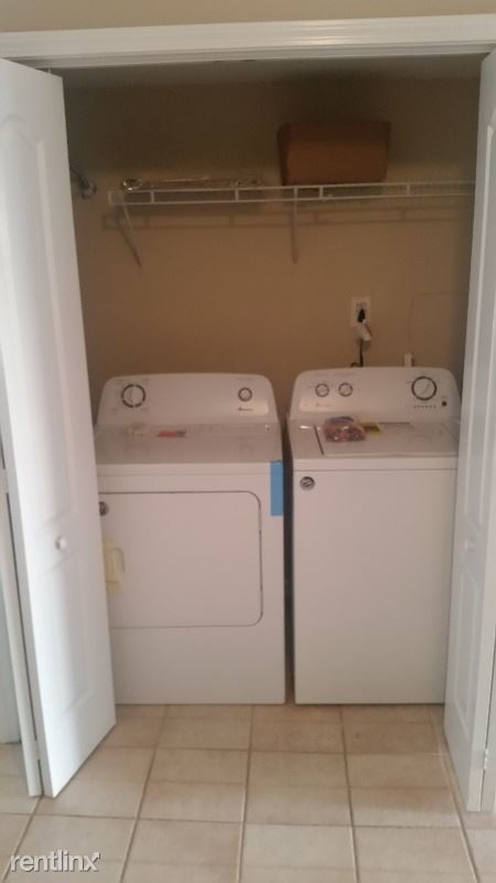 Building Photo - 2 br, 2 bath Townhome - 801 Oak Arbor Ct