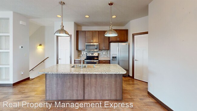 Building Photo - 2 br, 2.5 bath House - 507 S 2nd Ave