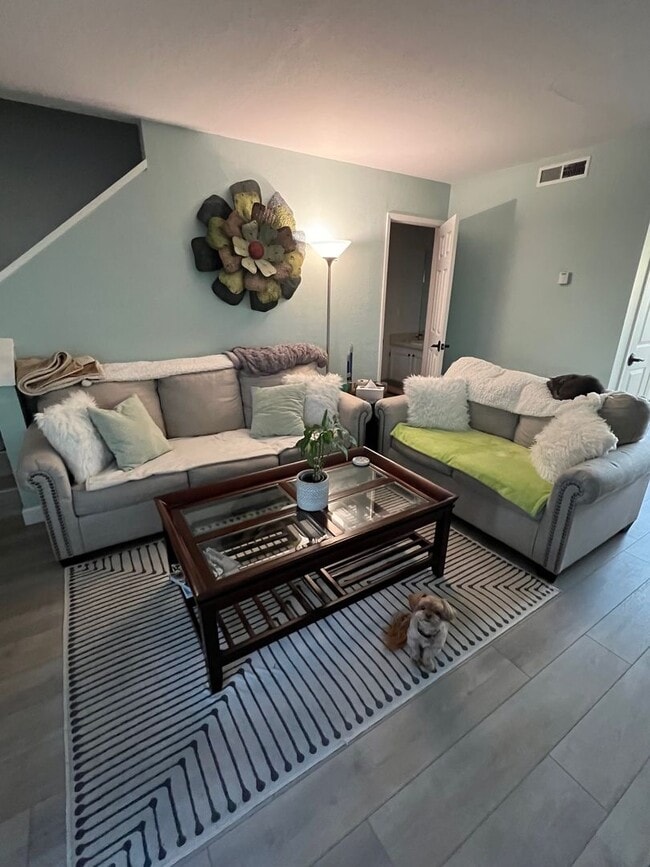 Foto del edificio - 2 Bedroom 2 Bath Updated Condo Marina - Av...