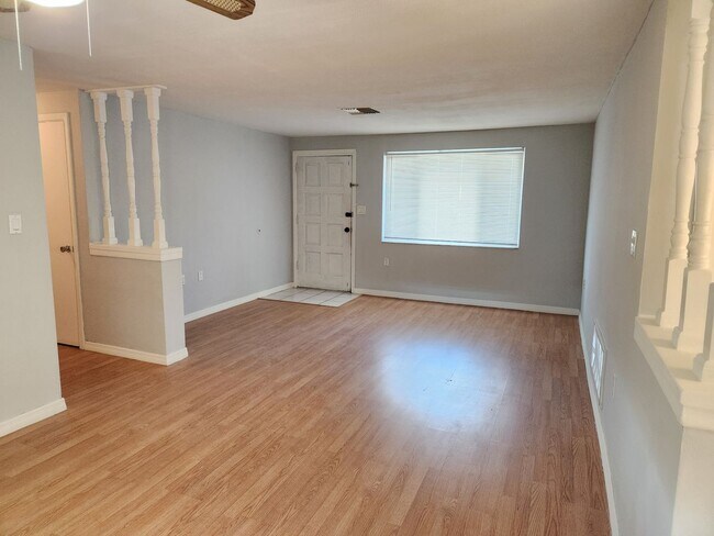 Building Photo - HUD available - Beautiful 3/1 1042 sq ft h...