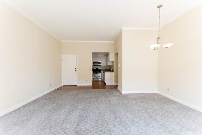 Living Room - 18620 Burbank Blvd