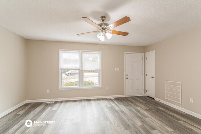 Foto del edificio - 617 Bartlett Rd
