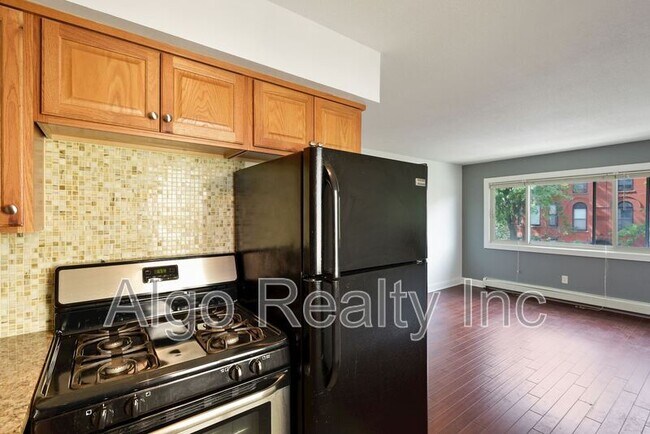 Foto del edificio - 729 E 16th St
