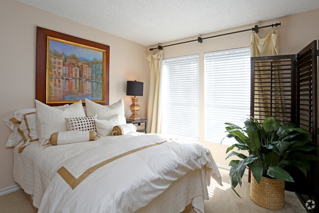 Guest Bedroom - The Pointe Apartments