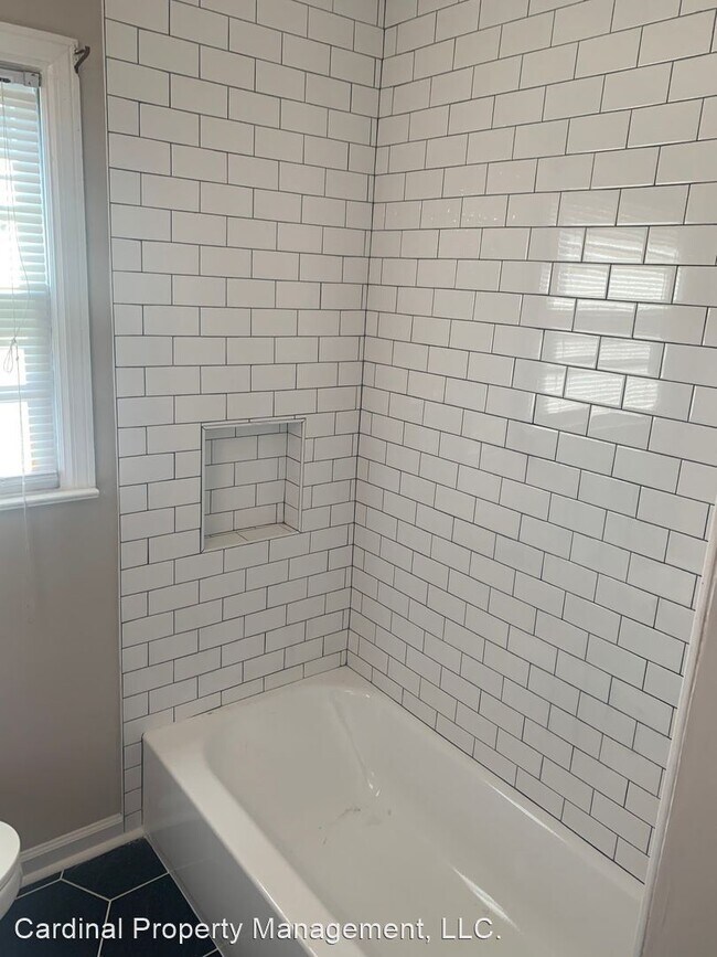 Building Photo - 3 br, 1 bath House - 2664 Olive Springs Rd Se