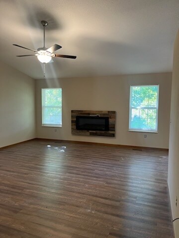 Foto del edificio - 105 Legend Ct