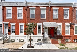 Building Photo - 1829 McClellan St