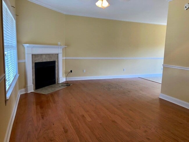 Building Photo - Aspen Ridge