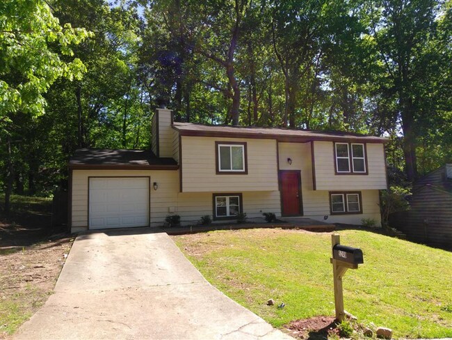Foto del edificio - 5249 Martins Crossing Rd