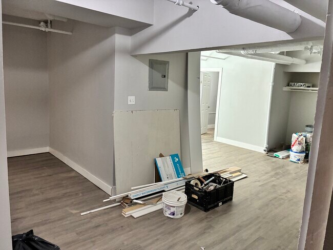 Photo du bâtiment - Three Bedroom in a Historic Building