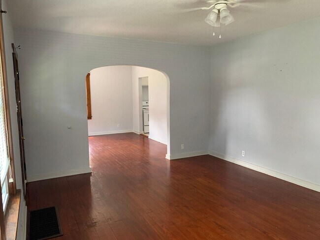 Foto del edificio - 501 Hoover Ave