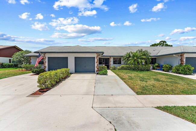Building Photo - 128 Moccasin Trail S