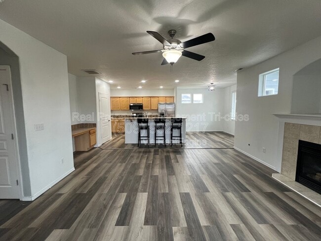 Building Photo - 8013 W 5th Ave