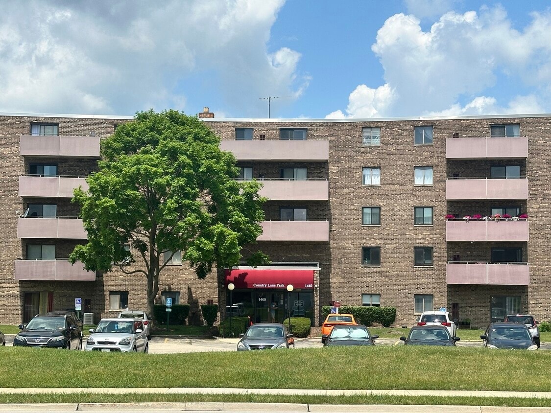 Foto principal - 1460 Fairlane Dr