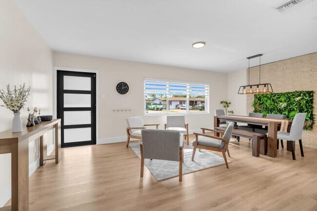 Foto del edificio - 8225 SW 39th St