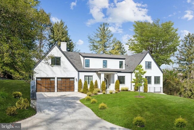 Building Photo - 3203 Farmington Dr