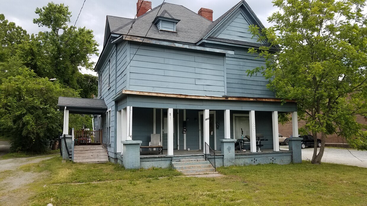 Foto principal - 607 Summit Ave