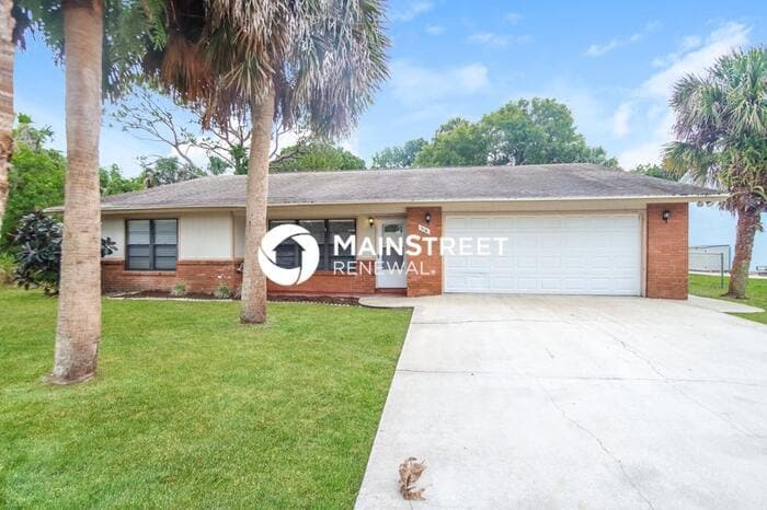Primary Photo - 3 Bedroom Pet-Friendly Home in Sebastian, ...