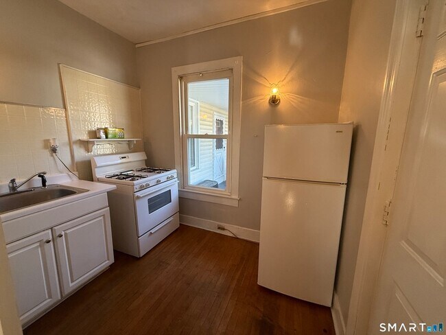 Foto del edificio - 55 Wetmore Ave