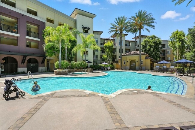 Building Photo - 24585 Town Center Dr