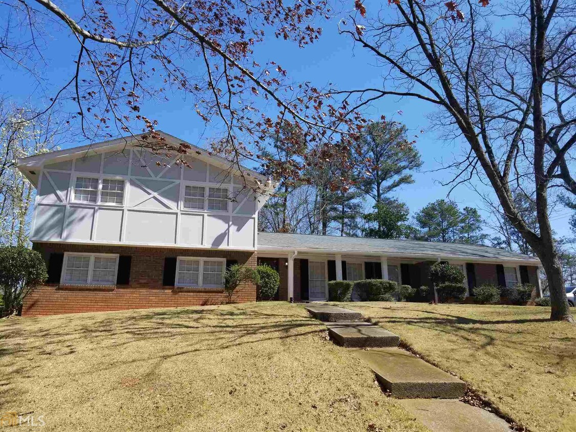 5101 Mt Vernon Way, Dunwoody, GA 30338 House Rental in Dunwoody, GA