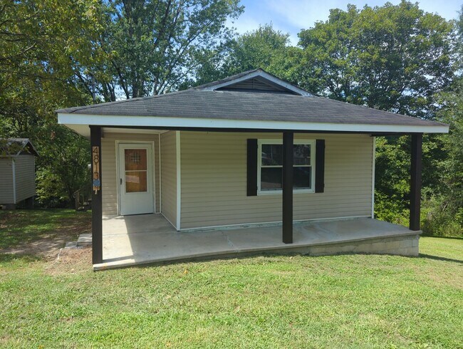 Foto del edificio - 3-Bedroom House in Ooltewah