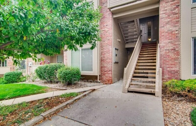Building Photo - 1860 W Centennial Dr
