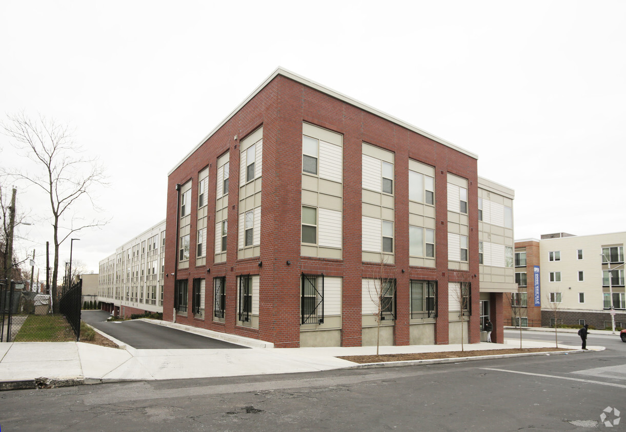 Building Photo - North Avenue Gateway II