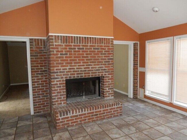 Foto del edificio - 3 Bedroom, 2 Bathroom off of Old Moon Road!