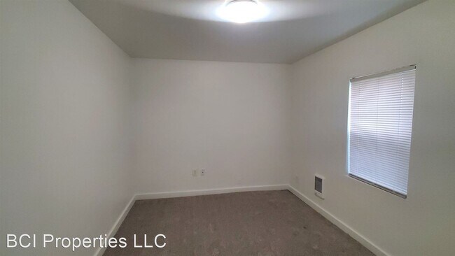 Foto del edificio - 3 br, 1 bath House - 615-15th St SE