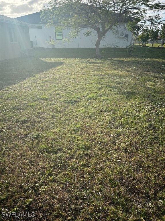 Foto principal - 709 SE 9th St