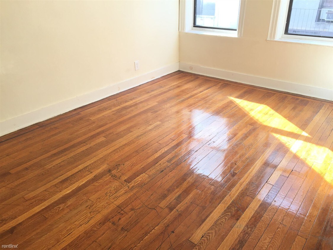 Building Photo - 2016 Albemarle Rd