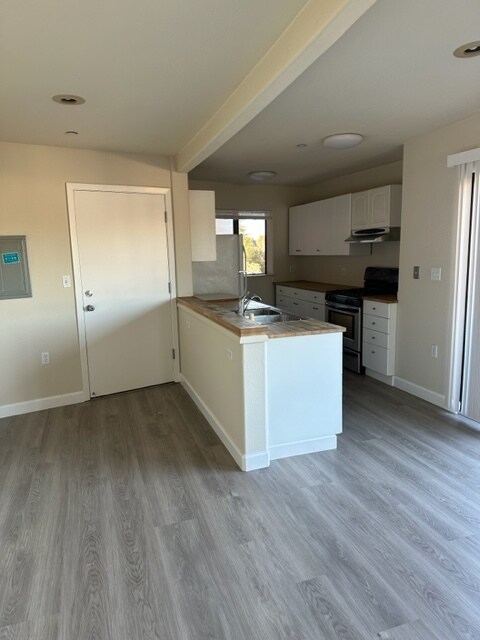Foto del edificio - 3157 Middlefield Rd