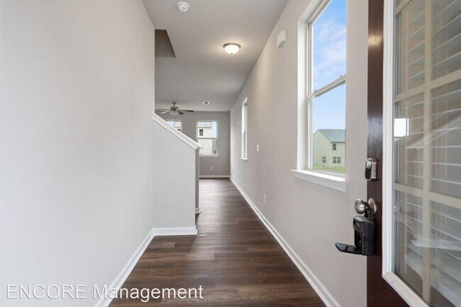 Building Photo - 4 br, 2.5 bath House - 2288 Birch Mountain...