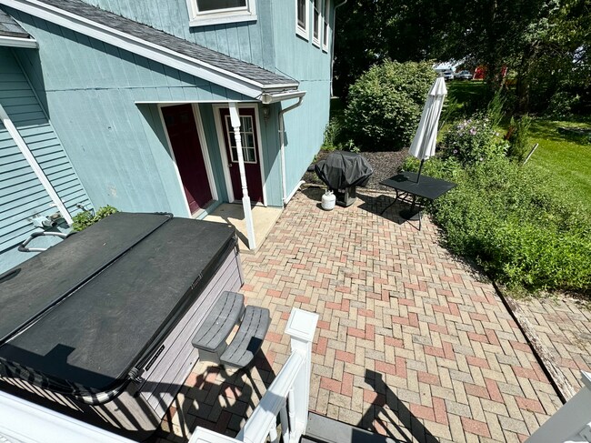 Foto del edificio - 3891 Middle Cheshire Rd