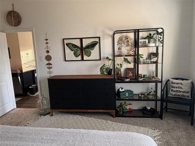 Foto del edificio - 824 Peach Tree Ln